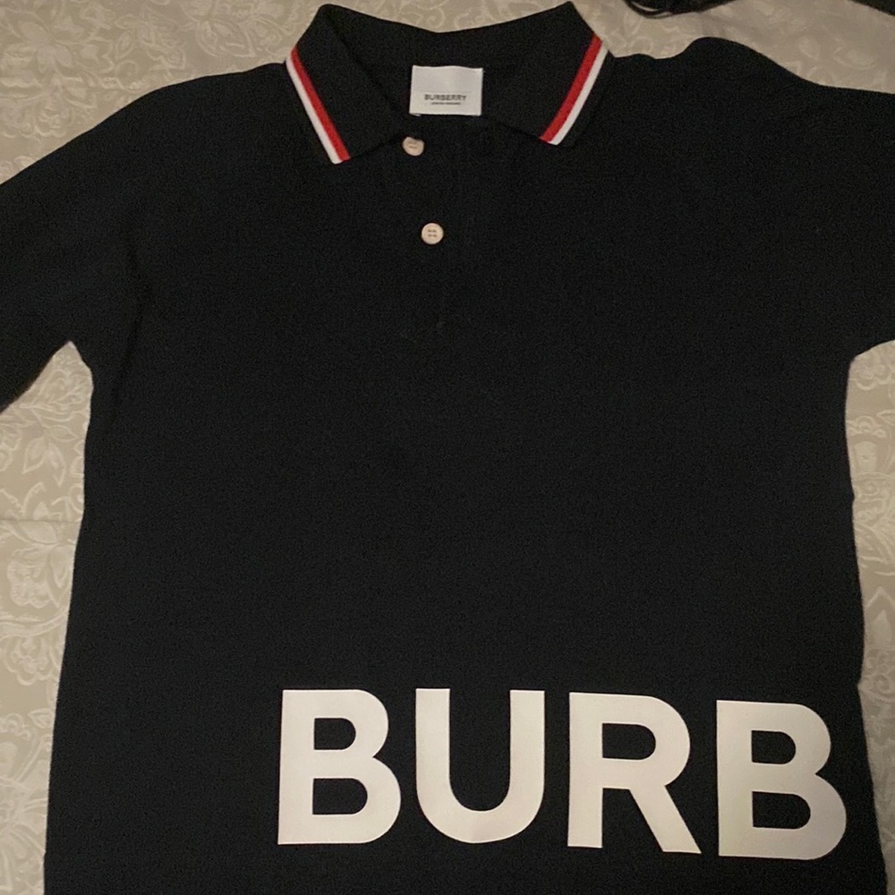 Black long sleeve shirt